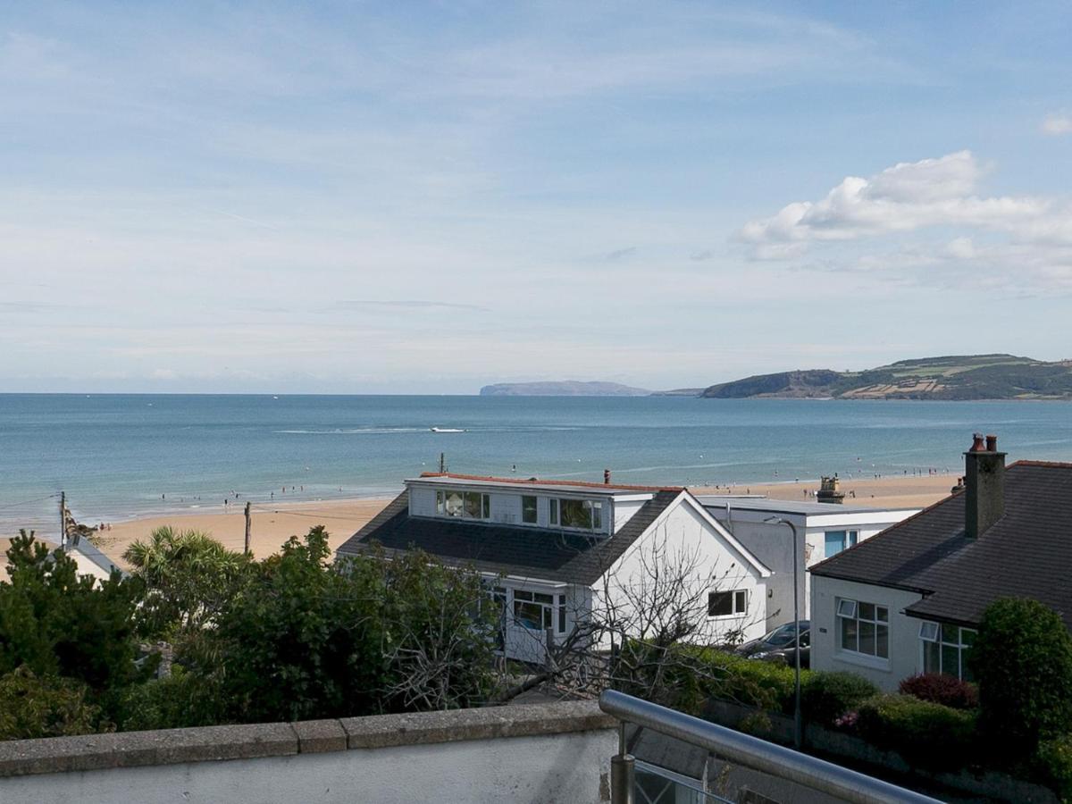 Pass The Keys 2 Bed Sea View Apartment With Balcony Parking Benllech Dış mekan fotoğraf